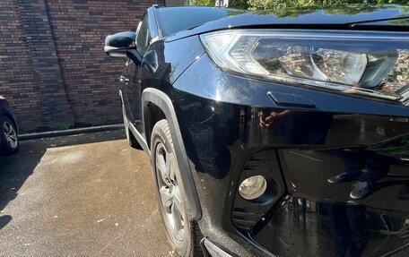 Toyota RAV4, 2021 год, 3 000 000 рублей, 9 фотография