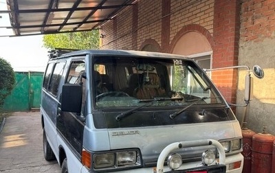 Mitsubishi Delica III, 1988 год, 390 000 рублей, 1 фотография