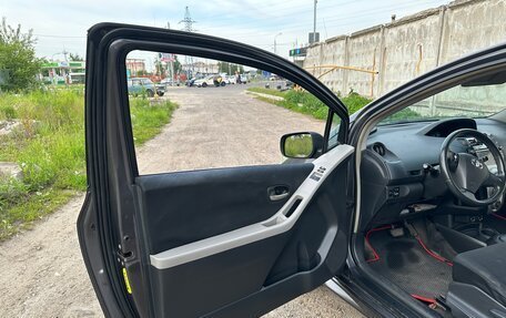 Toyota Yaris III рестайлинг, 2008 год, 440 000 рублей, 12 фотография