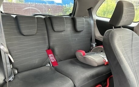 Toyota Yaris III рестайлинг, 2008 год, 440 000 рублей, 11 фотография
