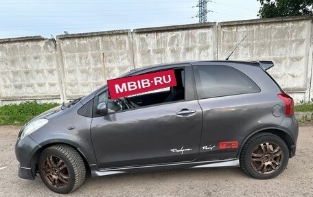 Toyota Yaris III рестайлинг, 2008 год, 440 000 рублей, 4 фотография