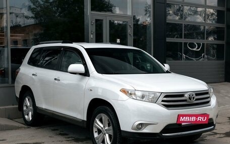 Toyota Highlander III, 2011 год, 2 100 000 рублей, 3 фотография