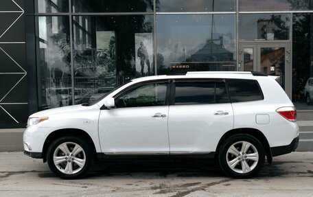 Toyota Highlander III, 2011 год, 2 100 000 рублей, 8 фотография