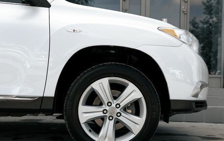 Toyota Highlander III, 2011 год, 2 100 000 рублей, 9 фотография