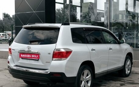 Toyota Highlander III, 2011 год, 2 100 000 рублей, 5 фотография