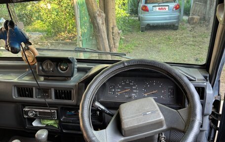 Mitsubishi Delica III, 1988 год, 390 000 рублей, 6 фотография