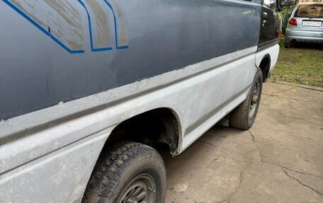 Mitsubishi Delica III, 1988 год, 390 000 рублей, 10 фотография