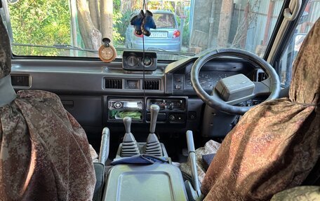 Mitsubishi Delica III, 1988 год, 390 000 рублей, 16 фотография