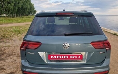 Volkswagen Tiguan II, 2019 год, 2 400 000 рублей, 5 фотография