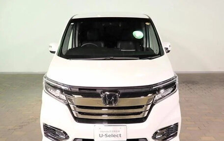 Honda Stepwgn IV, 2021 год, 1 946 000 рублей, 2 фотография
