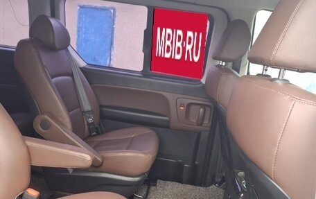Hyundai Grand Starex Grand Starex I рестайлинг 2, 2019 год, 4 300 000 рублей, 9 фотография