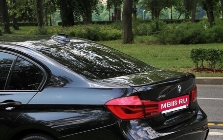 BMW 3 серия, 2018 год, 1 970 000 рублей, 10 фотография