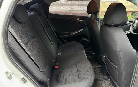 Hyundai Solaris II рестайлинг, 2015 год, 850 000 рублей, 6 фотография
