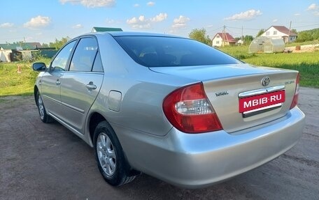 Toyota Camry V40, 2003 год, 600 000 рублей, 2 фотография