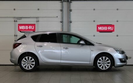 Opel Astra J, 2013 год, 1 020 000 рублей, 4 фотография