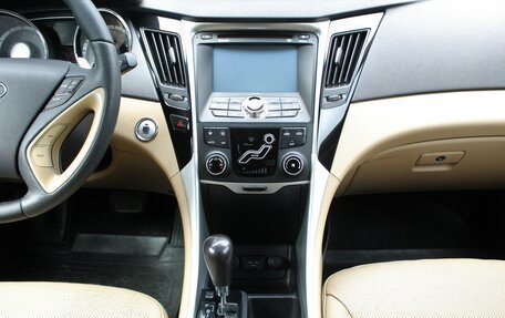 Hyundai Sonata VI, 2012 год, 1 140 000 рублей, 10 фотография