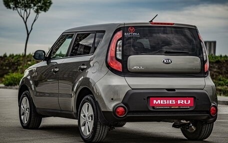 KIA Soul II рестайлинг, 2016 год, 1 685 000 рублей, 8 фотография
