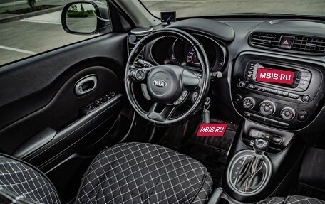 KIA Soul II рестайлинг, 2016 год, 1 685 000 рублей, 20 фотография
