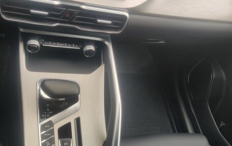 Geely Coolray I, 2023 год, 1 750 000 рублей, 13 фотография