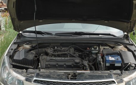 Chevrolet Cruze II, 2012 год, 900 000 рублей, 7 фотография