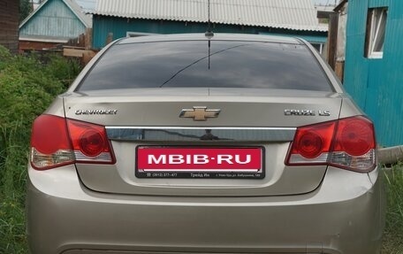 Chevrolet Cruze II, 2012 год, 900 000 рублей, 3 фотография