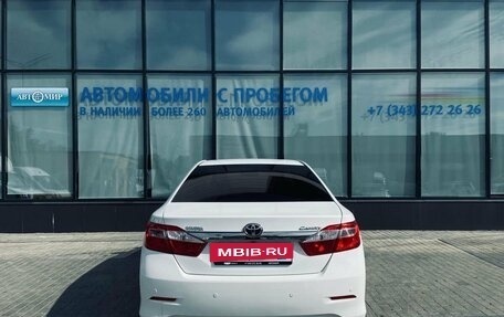 Toyota Camry, 2013 год, 1 679 000 рублей, 3 фотография