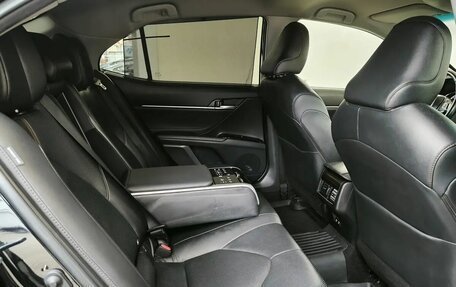 Toyota Camry, 2018 год, 2 325 000 рублей, 16 фотография