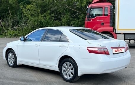 Toyota Camry, 2011 год, 1 300 000 рублей, 6 фотография
