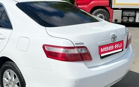 Toyota Camry, 2011 год, 1 300 000 рублей, 12 фотография