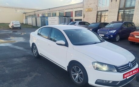 Volkswagen Passat B7, 2011 год, 780 000 рублей, 2 фотография