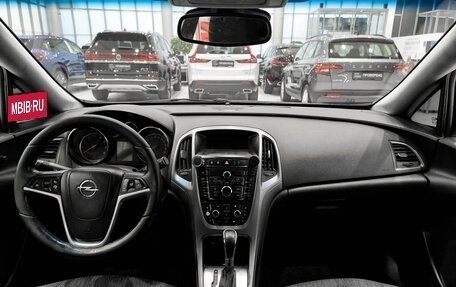 Opel Astra J, 2013 год, 647 000 рублей, 17 фотография