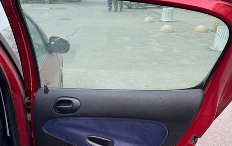 Peugeot 206, 2005 год, 320 000 рублей, 24 фотография