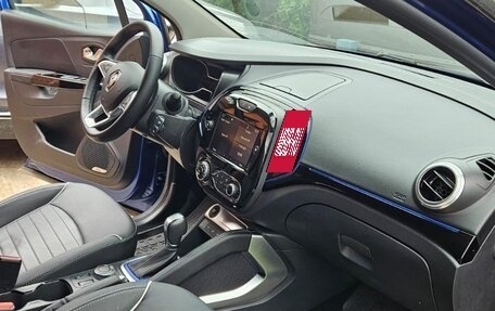 Renault Kaptur I рестайлинг, 2021 год, 2 200 000 рублей, 10 фотография