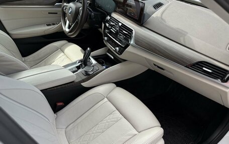 BMW 5 серия, 2018 год, 3 750 000 рублей, 17 фотография