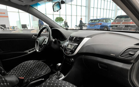 Hyundai Solaris II рестайлинг, 2011 год, 799 000 рублей, 13 фотография