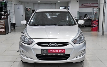 Hyundai Solaris II рестайлинг, 2011 год, 799 000 рублей, 2 фотография