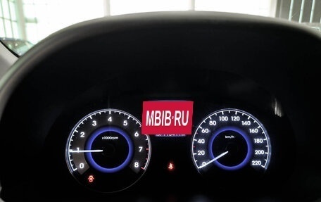 Hyundai Solaris II рестайлинг, 2011 год, 799 000 рублей, 16 фотография
