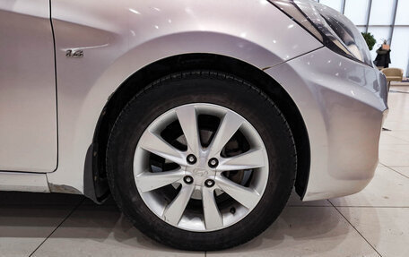 Hyundai Solaris II рестайлинг, 2011 год, 799 000 рублей, 22 фотография