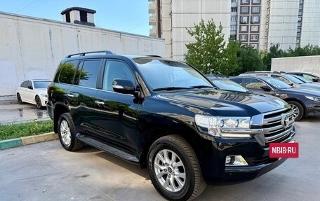 Toyota Land Cruiser 200, 2018 год, 6 500 000 рублей, 2 фотография