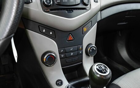Chevrolet Cruze II, 2012 год, 700 000 рублей, 17 фотография