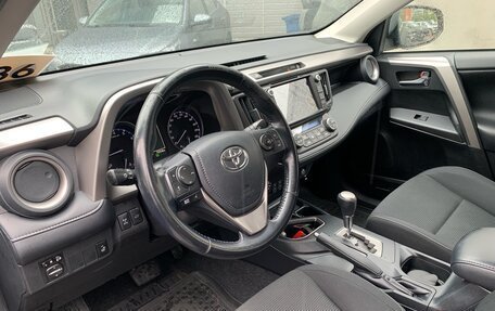 Toyota RAV4, 2017 год, 2 199 000 рублей, 7 фотография