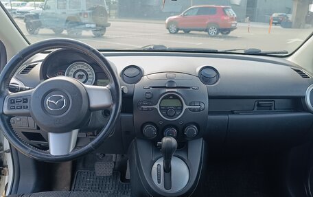Mazda 2 III, 2008 год, 800 000 рублей, 16 фотография