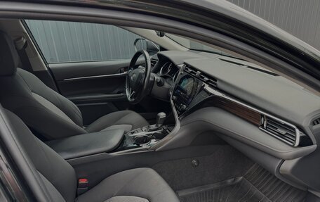 Toyota Camry, 2021 год, 2 940 000 рублей, 5 фотография