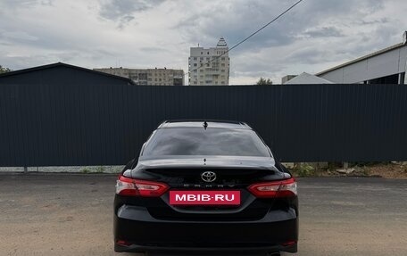 Toyota Camry, 2021 год, 2 940 000 рублей, 13 фотография