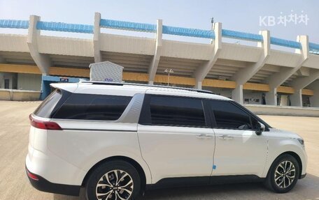 KIA Carnival III, 2021 год, 2 179 030 рублей, 3 фотография