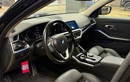 BMW 3 серия, 2020 год, 3 490 000 рублей, 20 фотография