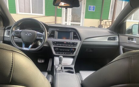 Hyundai Sonata VII, 2016 год, 1 900 000 рублей, 7 фотография