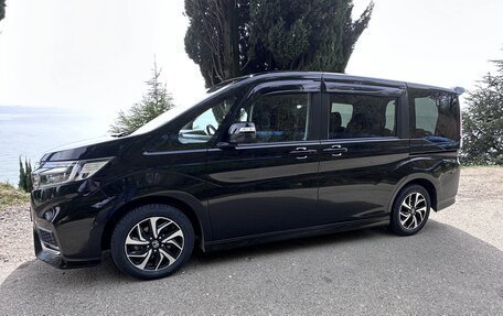 Honda Stepwgn IV, 2019 год, 2 550 000 рублей, 12 фотография