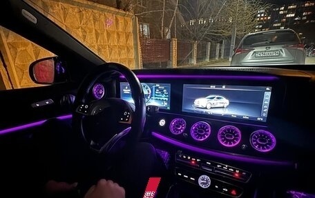 Mercedes-Benz E-Класс, 2016 год, 3 500 000 рублей, 6 фотография