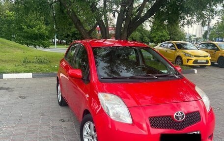 Toyota Yaris III рестайлинг, 2007 год, 527 000 рублей, 4 фотография